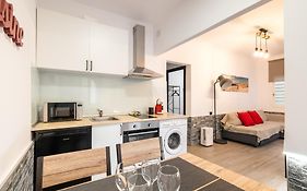 Beach Apartment, Next To The Sea